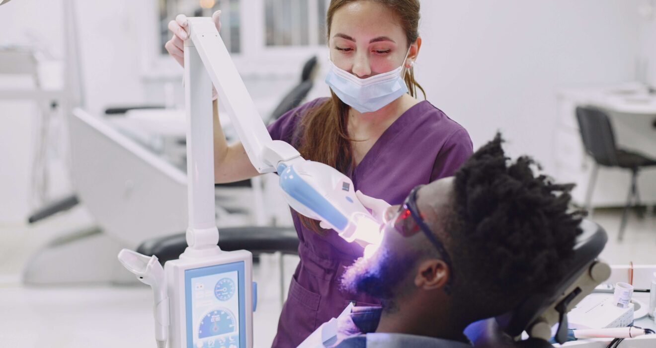 Teeth Whitening in Essex: Why Only a Dentist Can Do It Properly